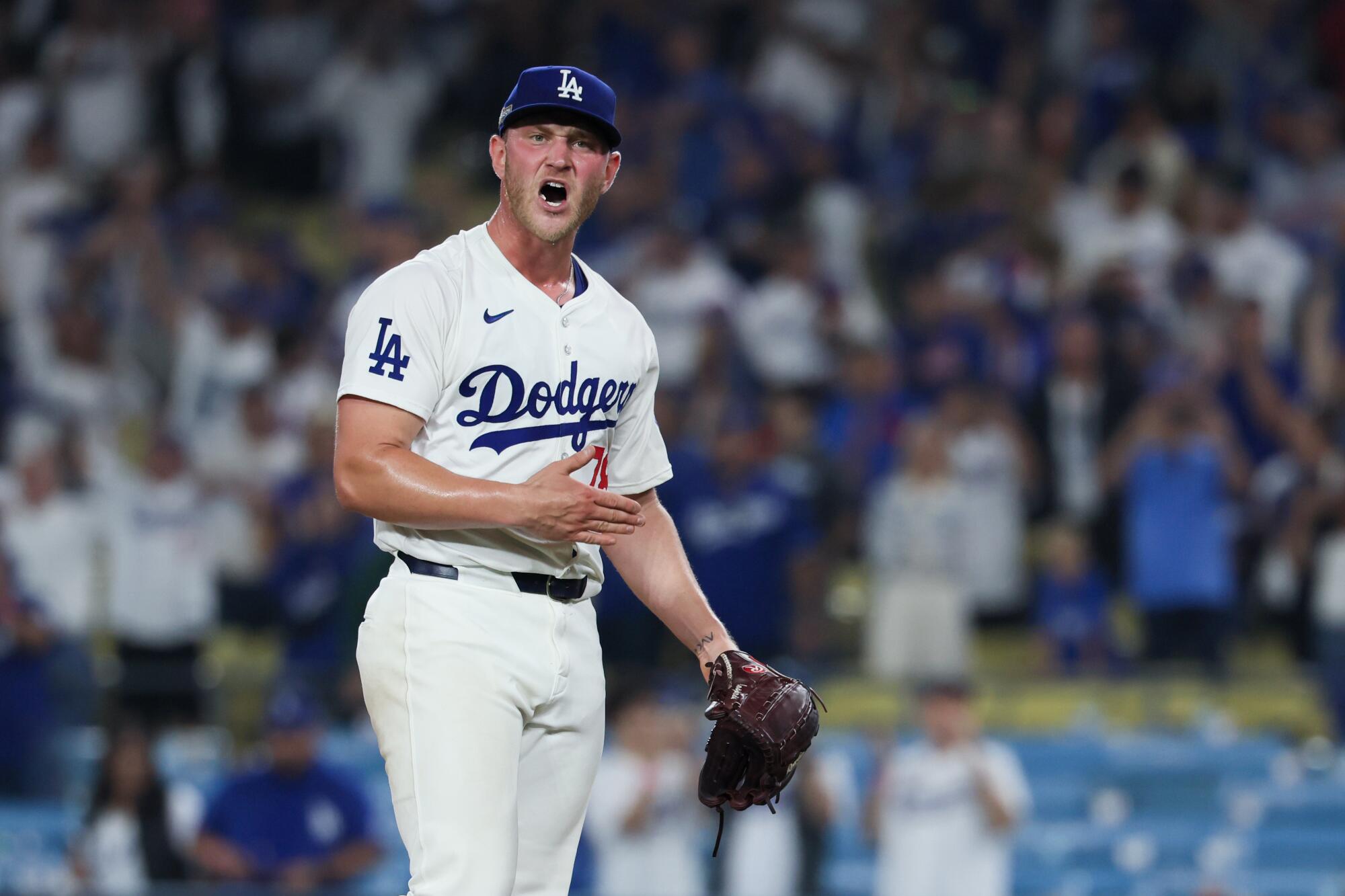 Pitcher Ben Casparius, NLCS'nin Mets'e karşı oynadığı ve Dodgers'ın 9-0 kazandığı 1. maçın finalinden sonra tepki gösterdi.