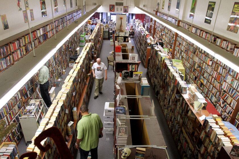 Downtown Glendale S Last Remaining Used Bookstore Reaches Its