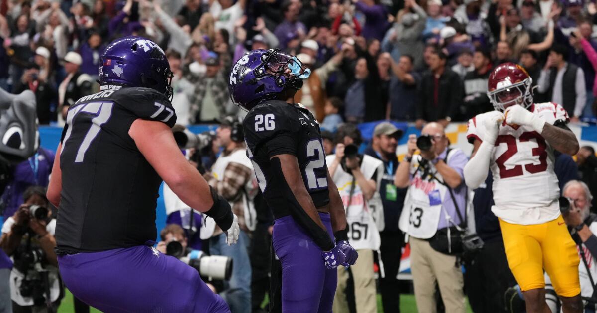 Trojan veterans blast Lincoln Riley, USC after bowl collapse Trojan veterans blast Lincoln Riley, USC after bowl collapse