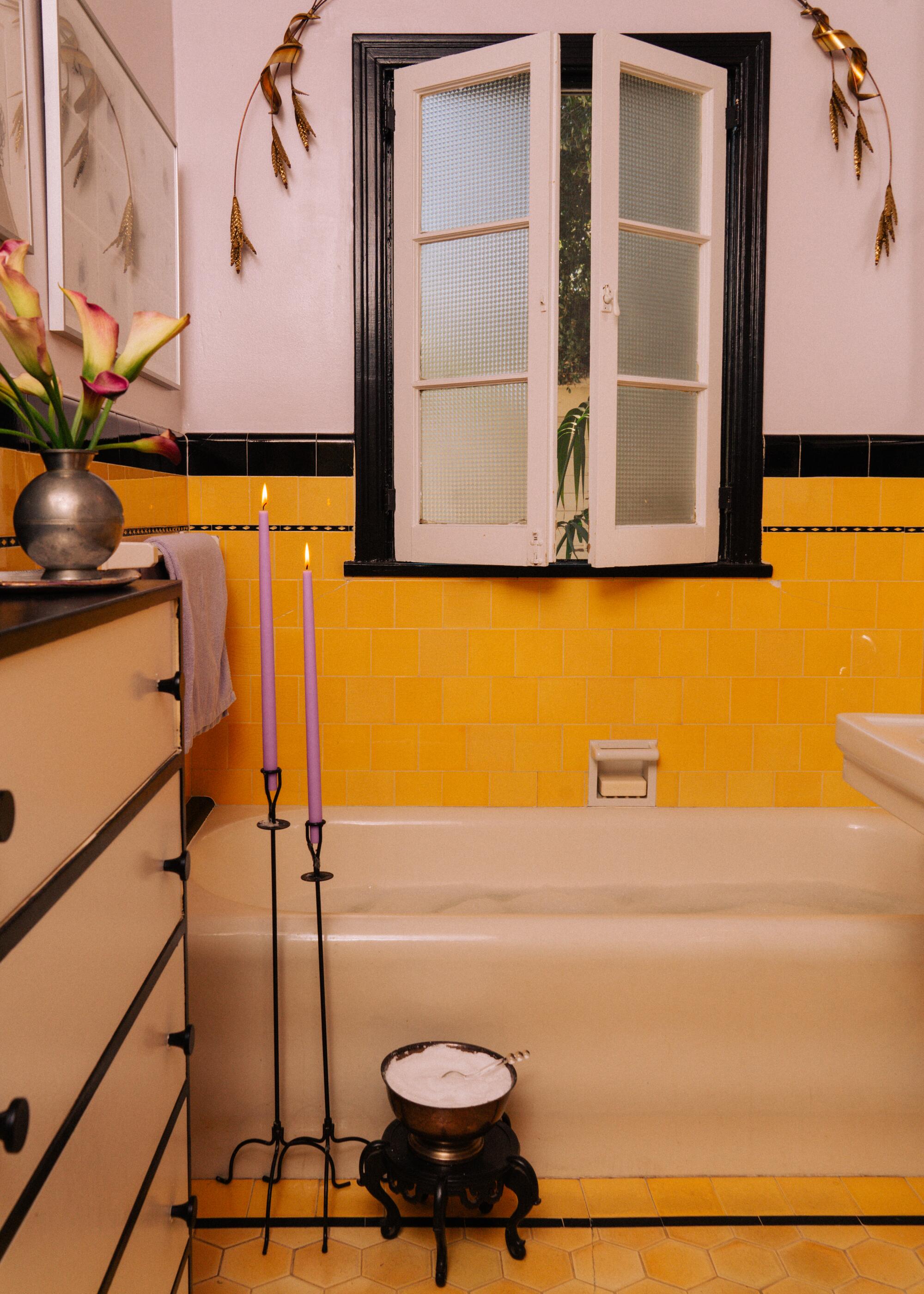 The bathroom of prop stylist Erik Kenneth Staalberg and hairstylist Robert Harter.