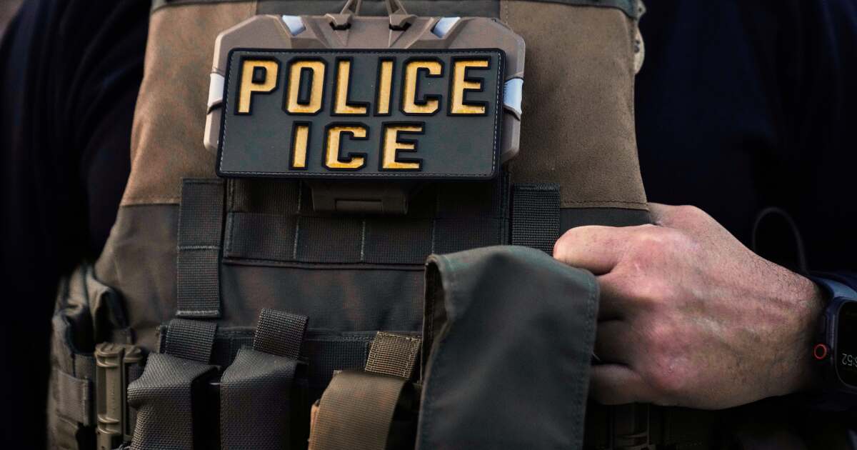 Comment les adultes de l’AAPI sont affectés par l’interdiction d’immigration de Trump, selon un nouveau sondage