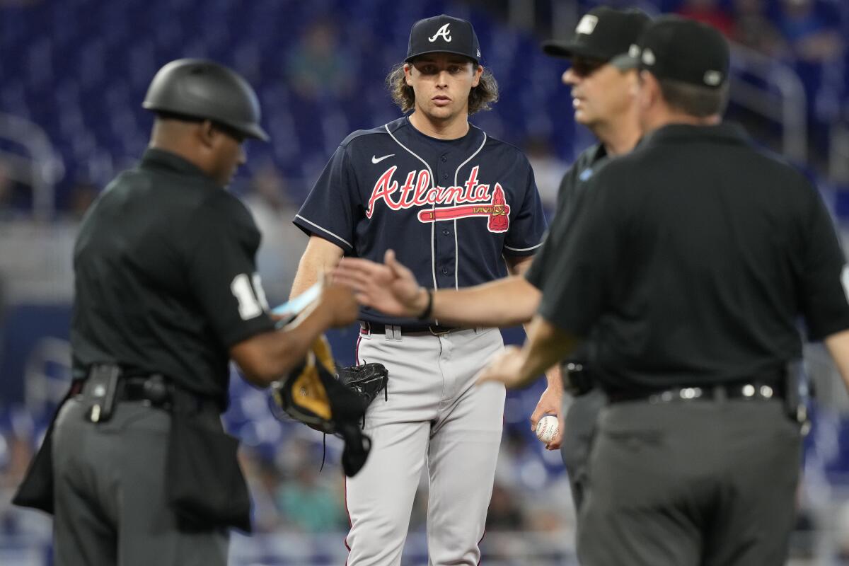 Inside the closed-door meeting that got the Braves playing like