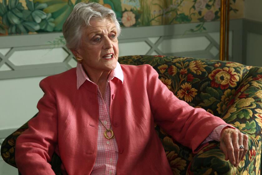 Angela Lansbury has been recognized by Britain's Queen Elizabeth II with the Order of the British Empire.