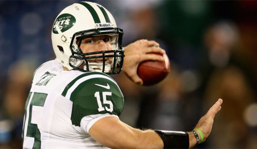 Tim Tebow has received a job offer to play backup quarterback for the Philadelphia Soul of the Arena Football League.