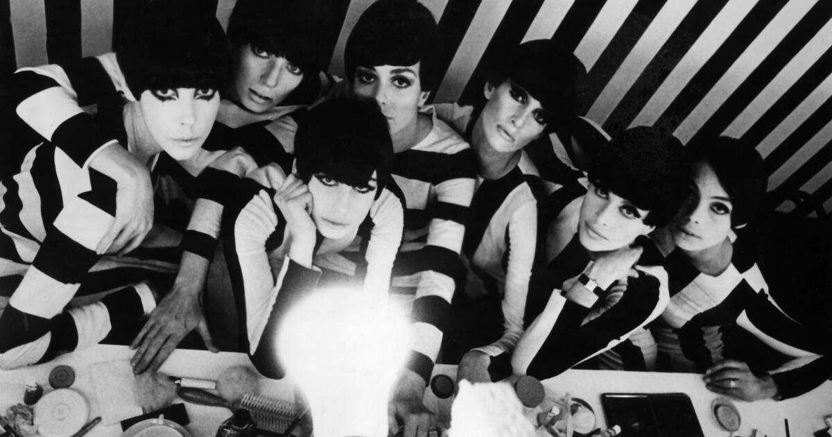 Fashion model Peggy Moffitt has died