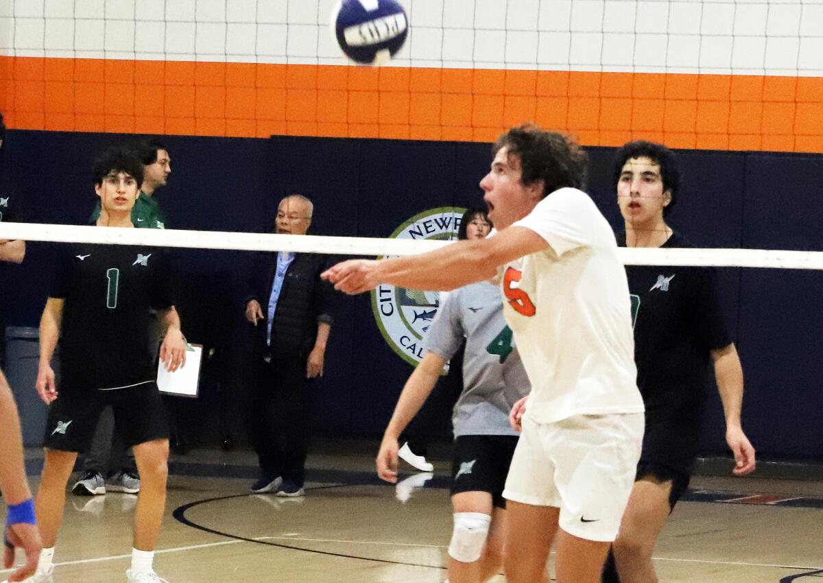 Pacifica Christian's Callen Bray (5) makes a pass against Sage Hill in a nonleague boys' volleyball match on Friday.