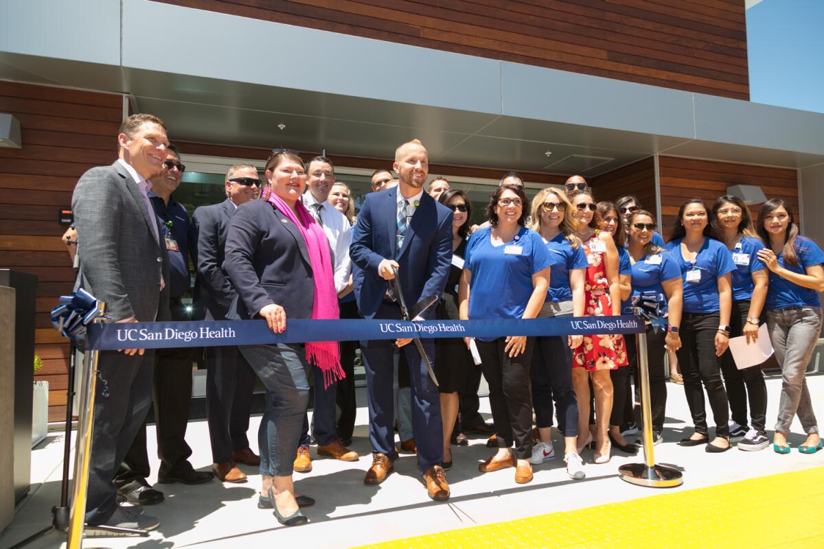 Members of UC San Diego Health and Assemblymember Tasha Boerner Horvath at the opening of UC San Diego Health – Encinitas.