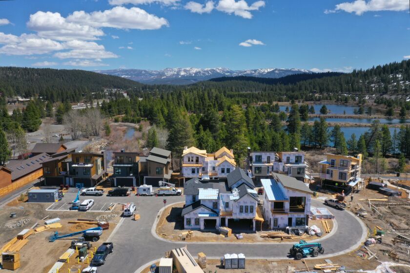 TRUCKEE, CALIFORNIA—APRIL 20, 2021—Housing prices and construction in Truckee, California is on the rise as more people can work virtually and want to get out of big cities and into the mountains. This development is going in on Donner Pass Road and Cold Stream Road. (Carolyn Cole / Los Angeles Times)