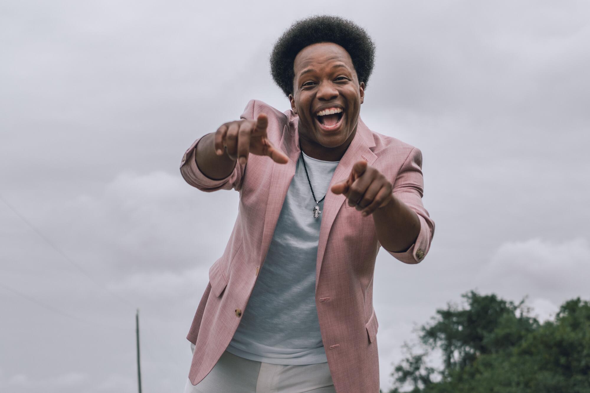 El cantante y trombonista Mauro Castillo en una reciente imagen promocional.