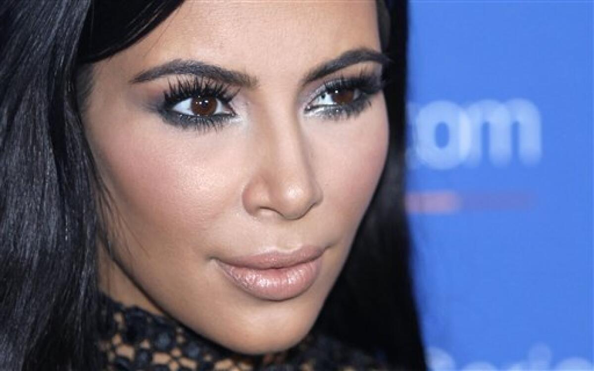 La estrella de reality Kim Kardashian pensó que abusarían sexualmente de ella cuando hombres enmascarados entraron a su habitación, en París, para despojarla de sus bienes.
