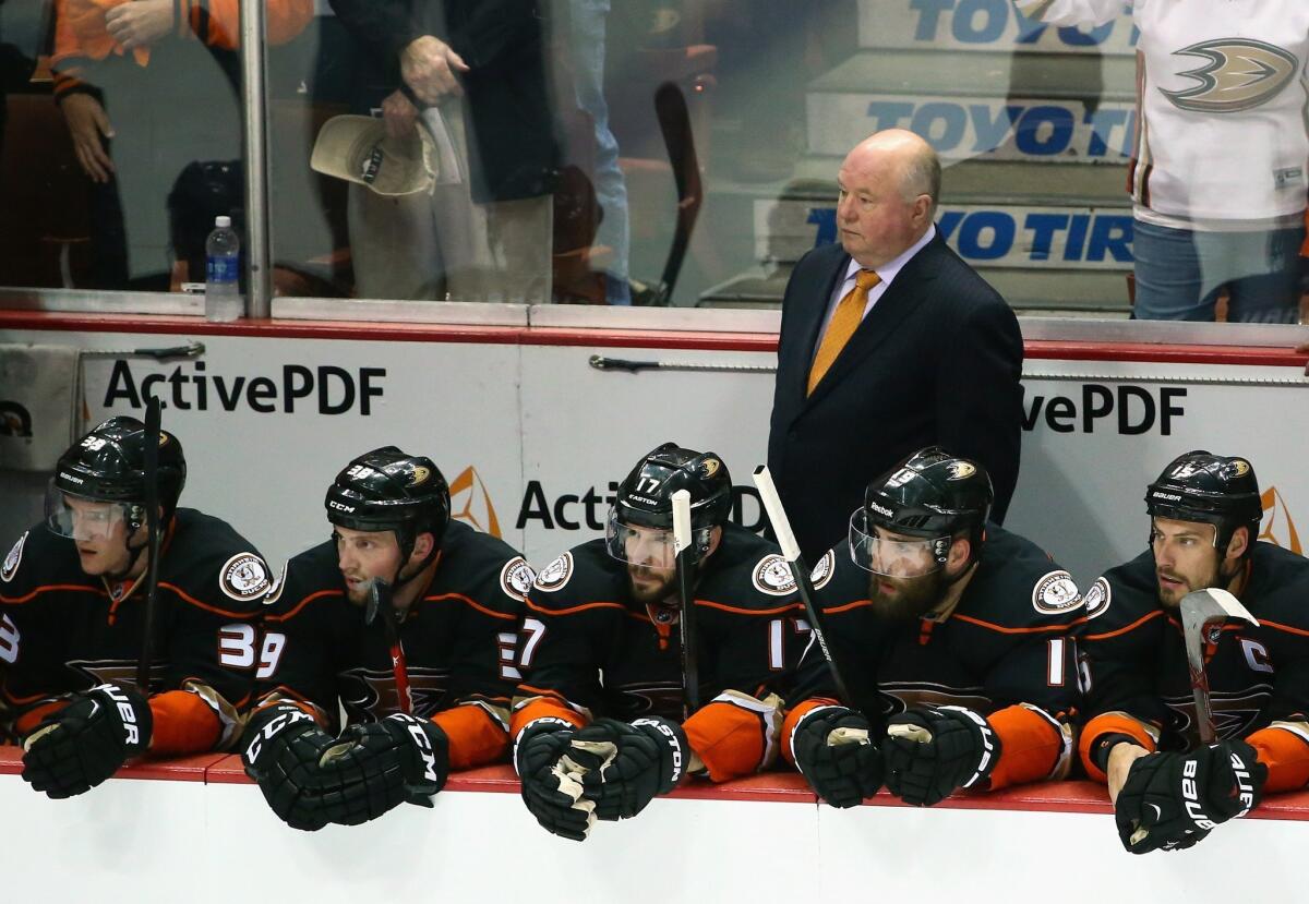 Coach Bruce Boudreau and the Ducks hope to close out their series with the Chicago Blackhawks on Wednesday night.