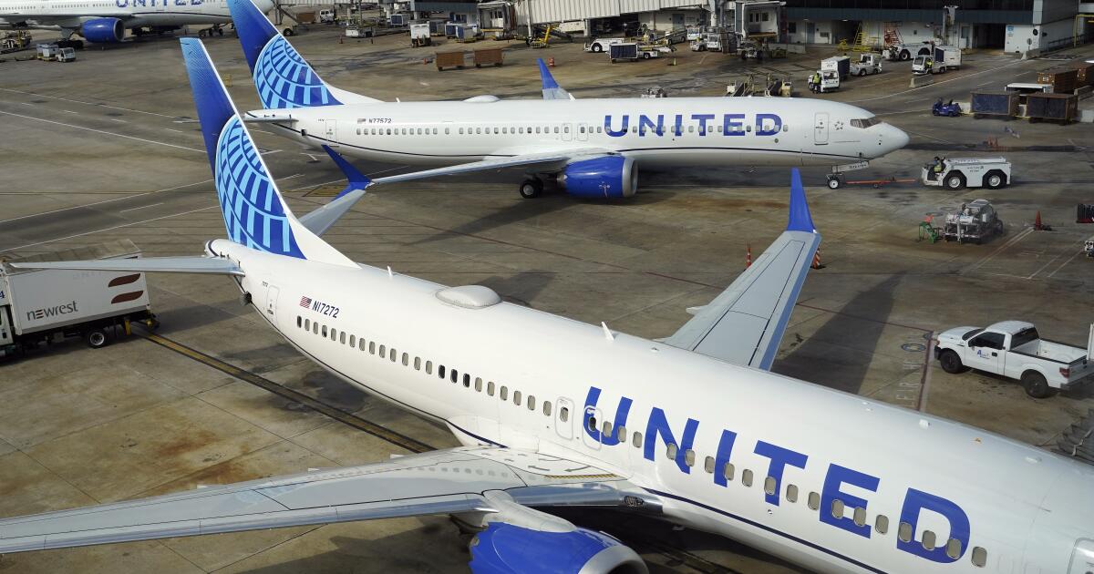 United, Alaska finds loose hardware on planes amid investigation into Boeing 737 Max 9 explosion