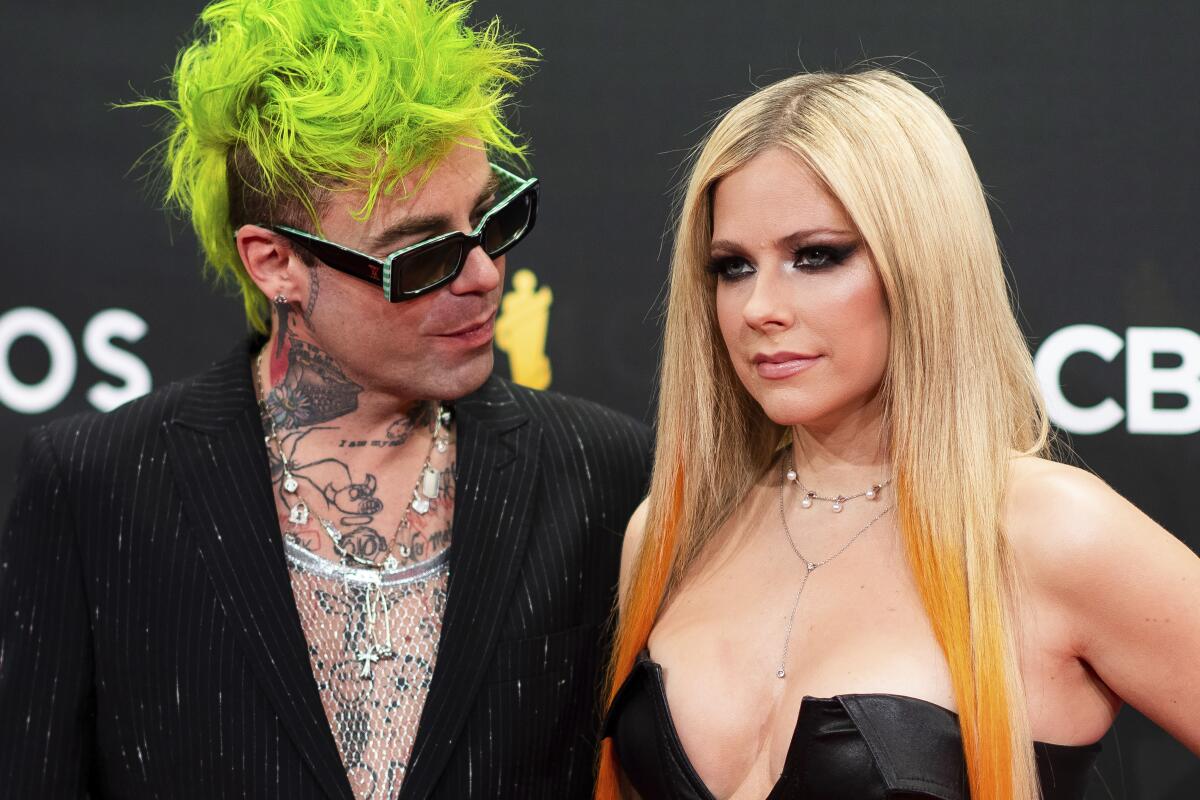 Did Avril Lavigne and Mod Sun break up? It's complicated - Los Angeles Times
