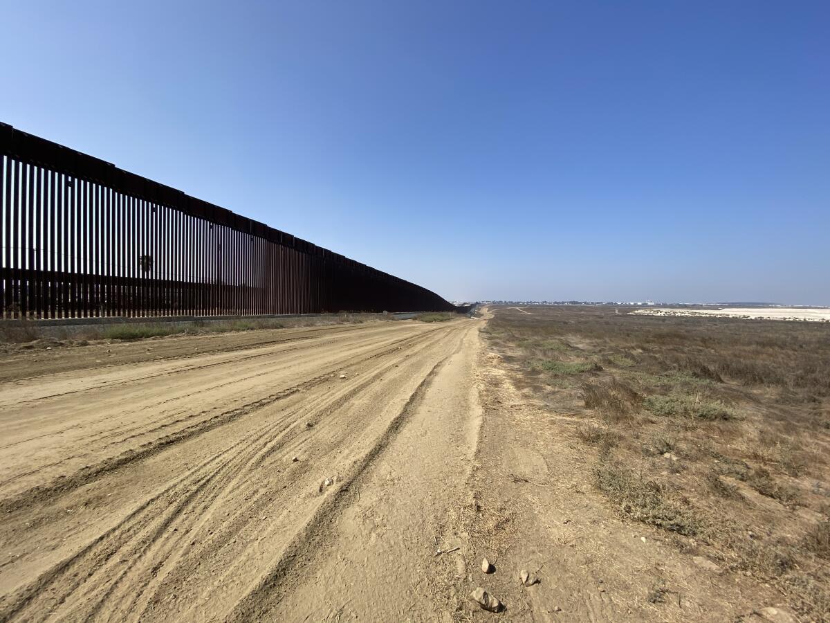 Un predio a unas tres millas al este de Otay Mesa en donde se construirá el nuevo puerto de entrada