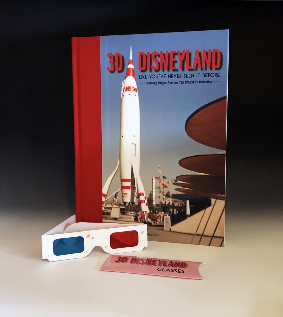 "3D Disneyland" is Disneyland nostalgia at its finest.