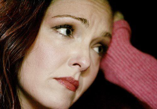 Amy Yasbeck close-up