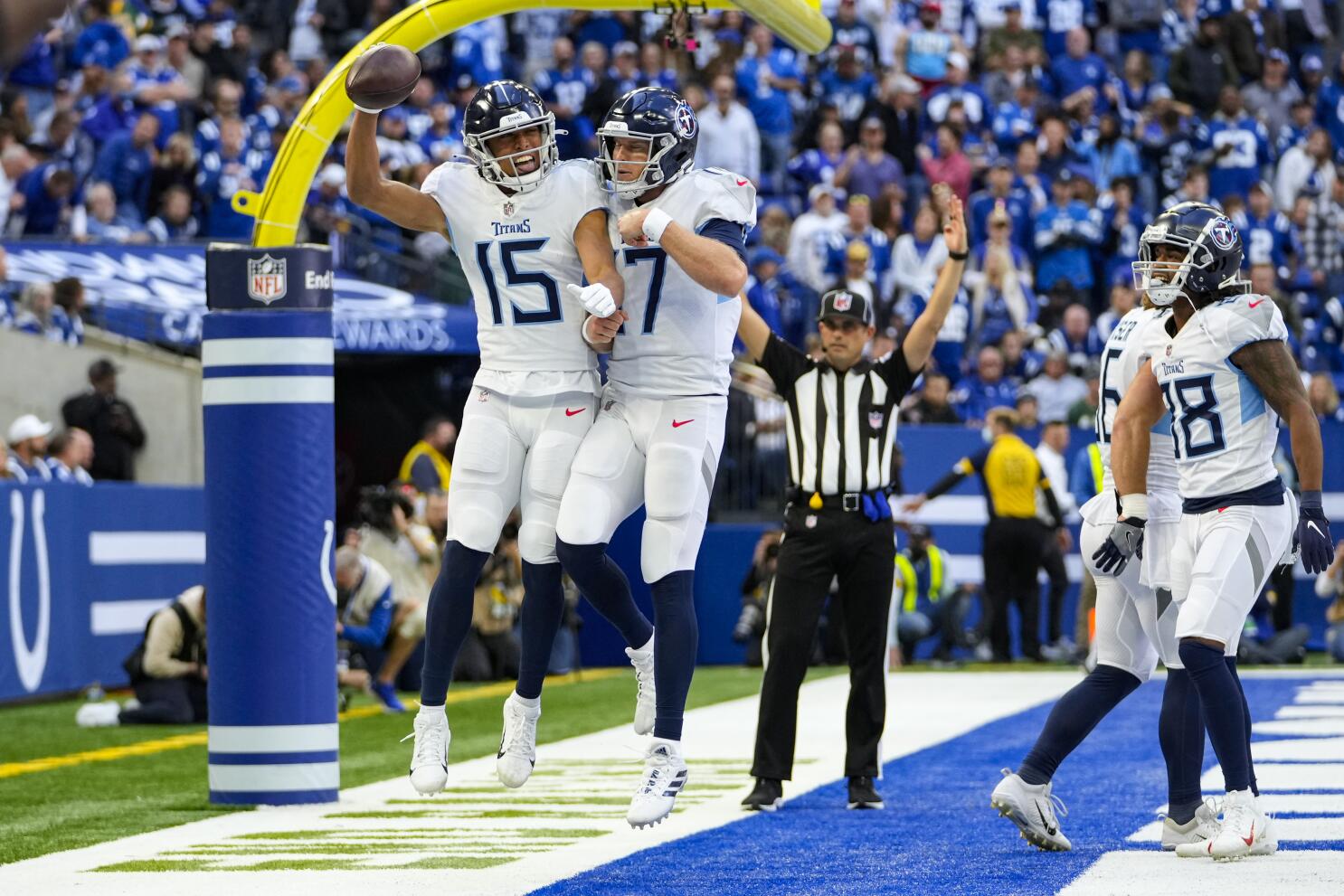 Titans run over the Rams - NBC Sports