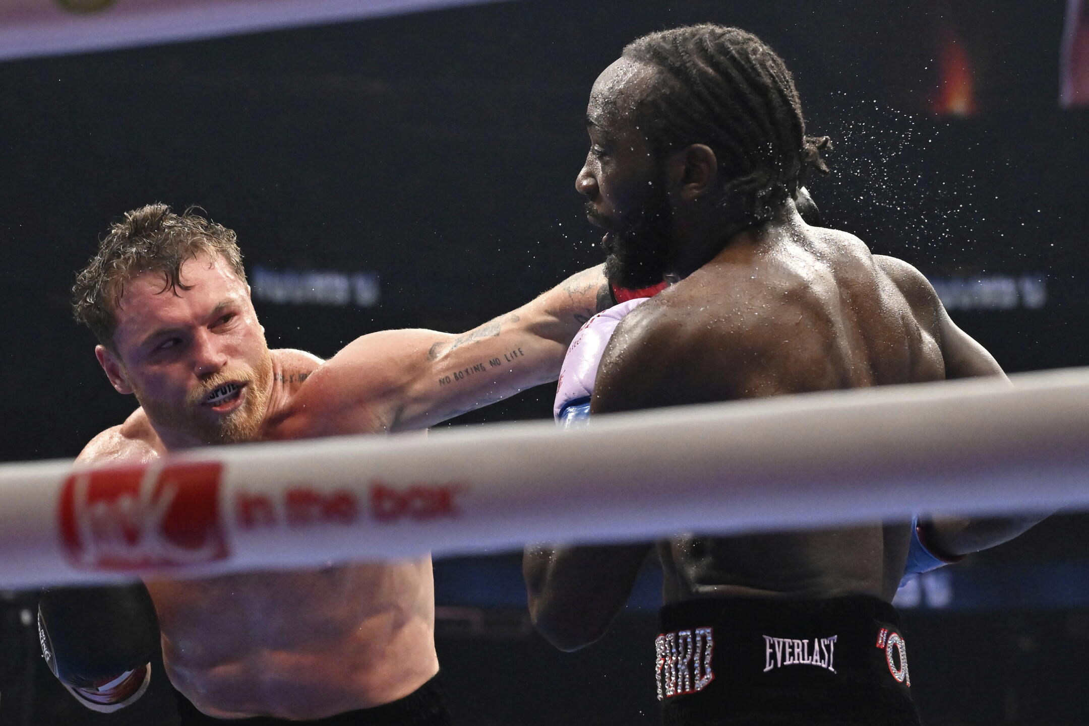 Sat Boxing Canelo Alvarez acknowledges Terence Crawford's greatness after loss ...