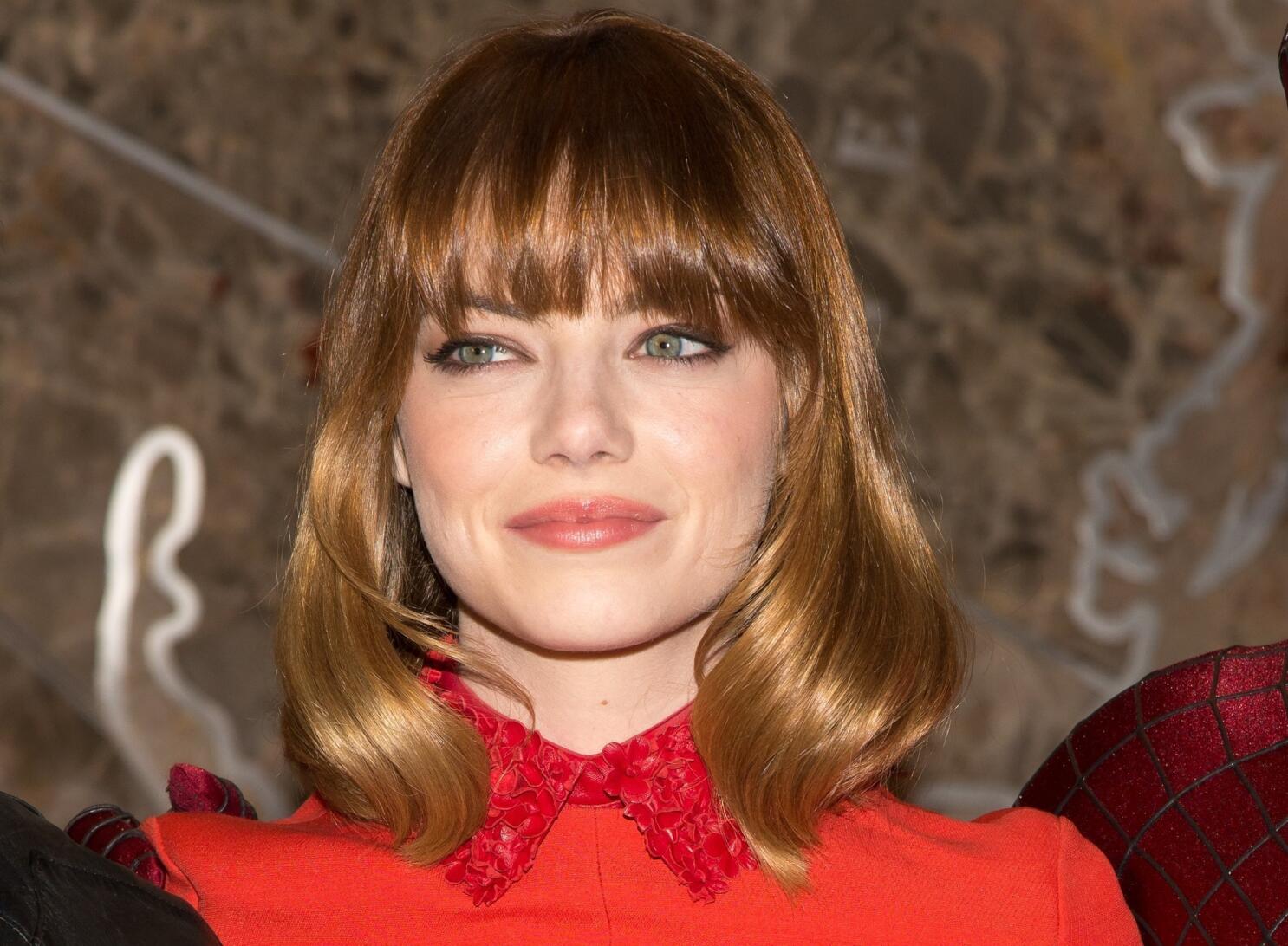 Emma Stone debuts short haircut in N.Y. for 'Spider-Man 2' gigs