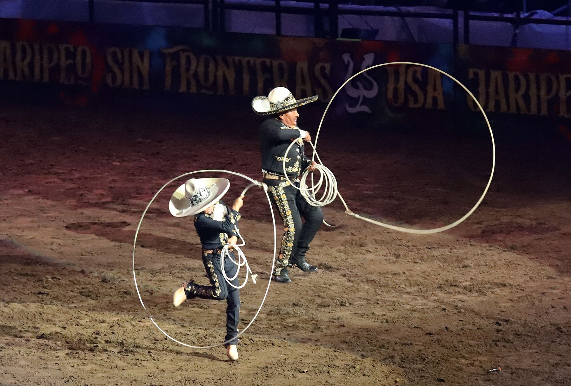 Jaripeo Sin Fronteras en L.A. Dos noches de tradición y un mismo