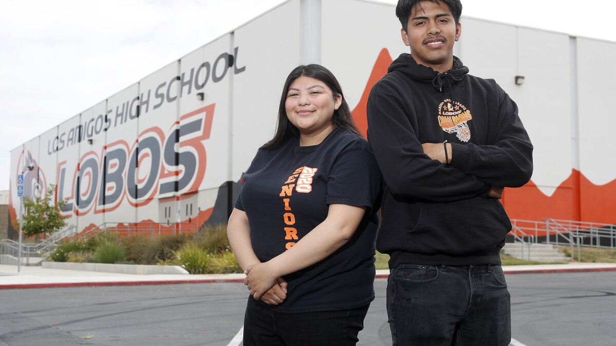 Jacqueline Angeles Brian Pacheco Overcame Obstacles On Way To Graduating From Los Amigos High Los Angeles Times Los Amigos High School Calendar