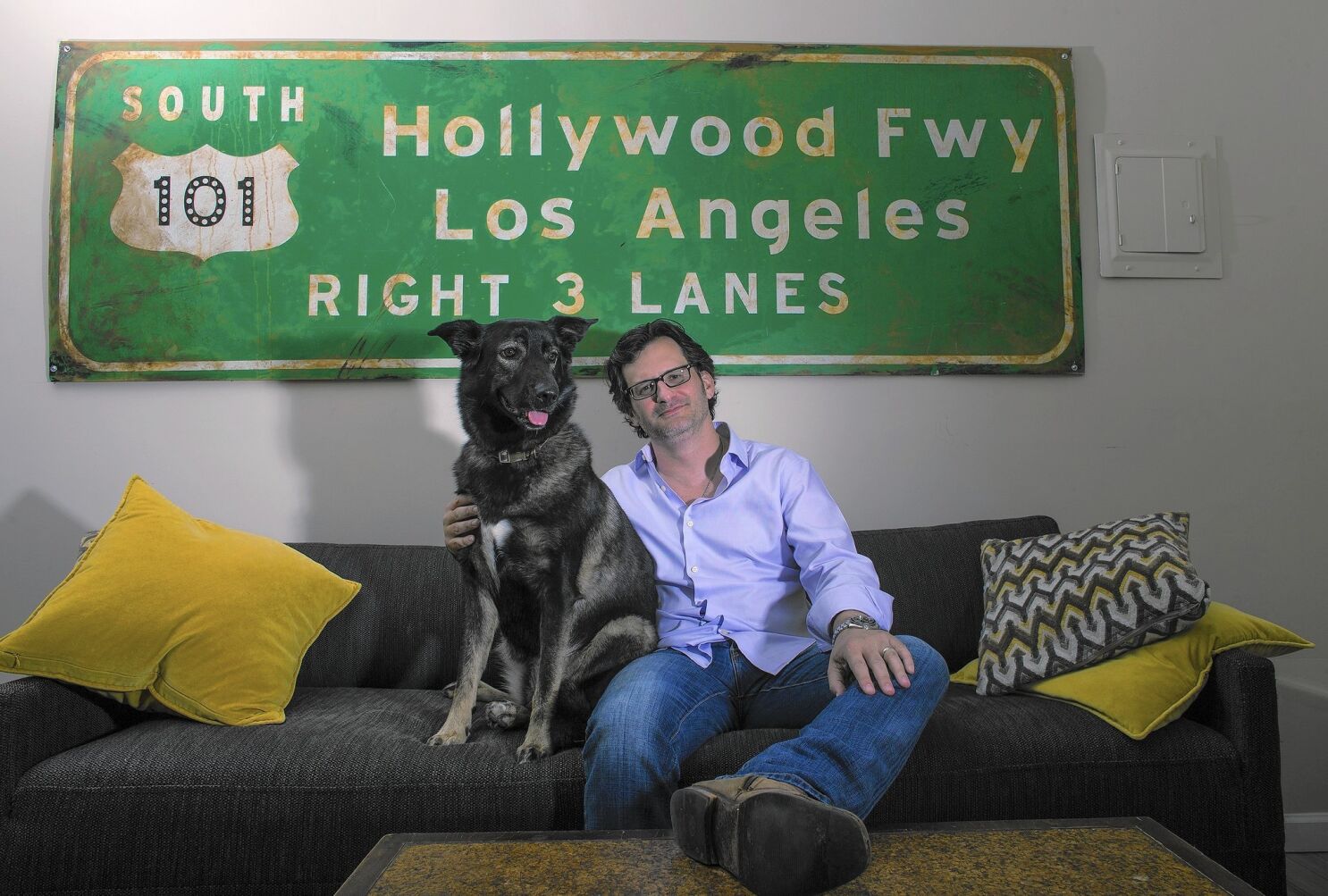 Classic Hollywood All About Tcm Host Ben Mankiewicz Los Angeles Times