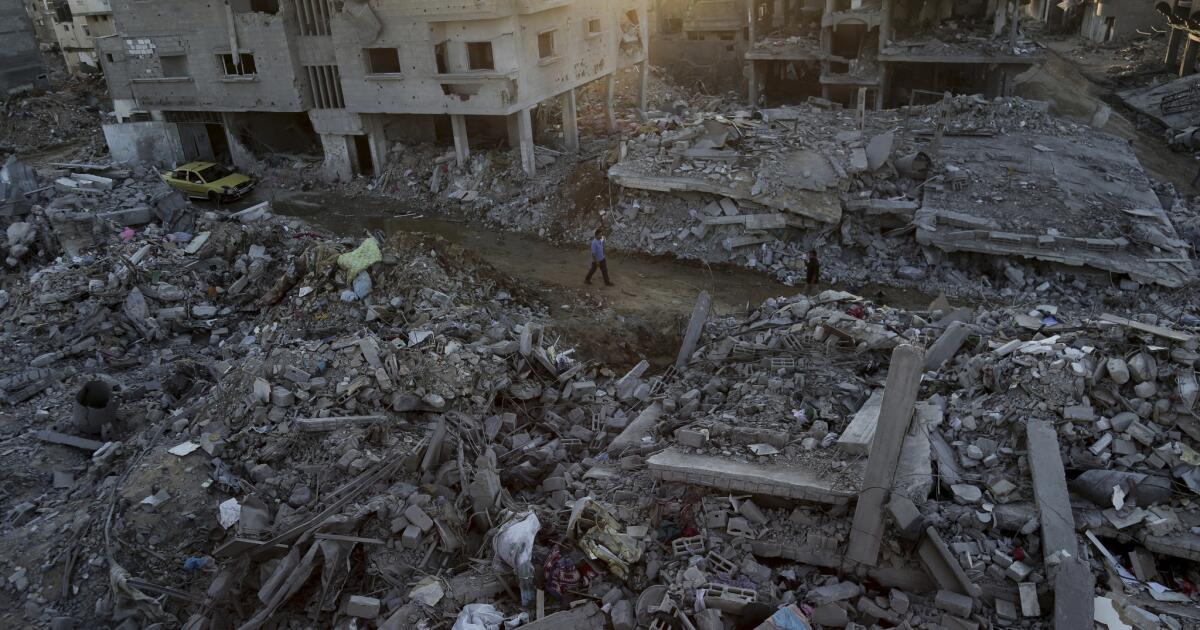 Gaza truce holds up for 2nd day as talks continue in Cairo - Los ...