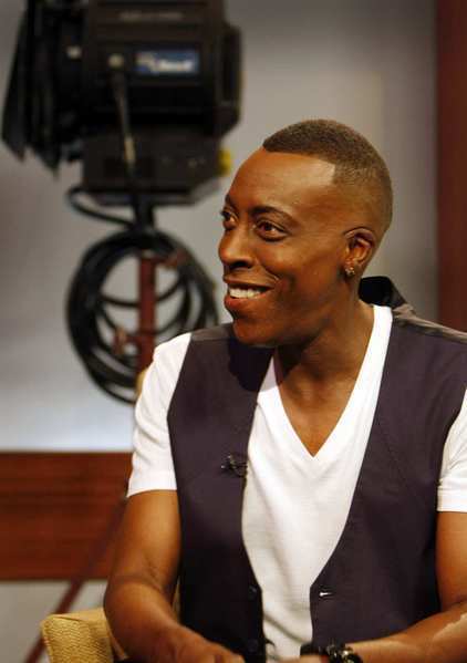 Arsenio Hall gets back in the late-night game