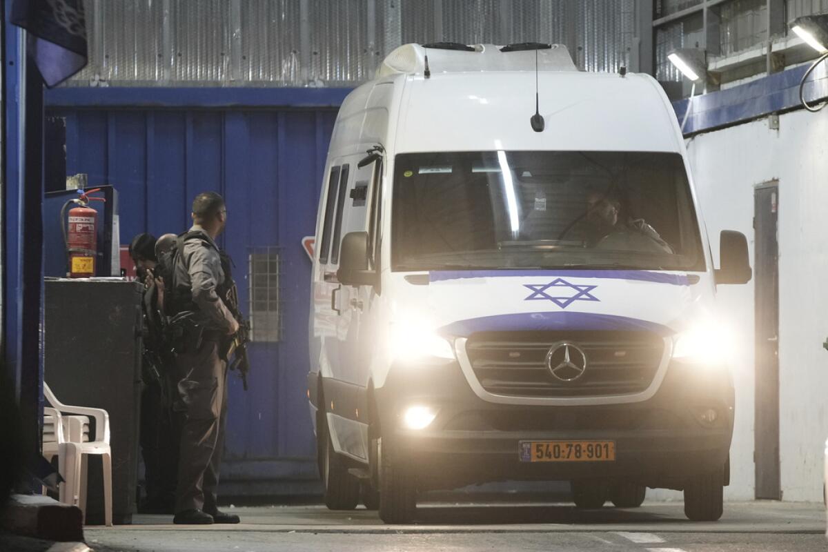 Un vehículo del servicio penitenciario israelí