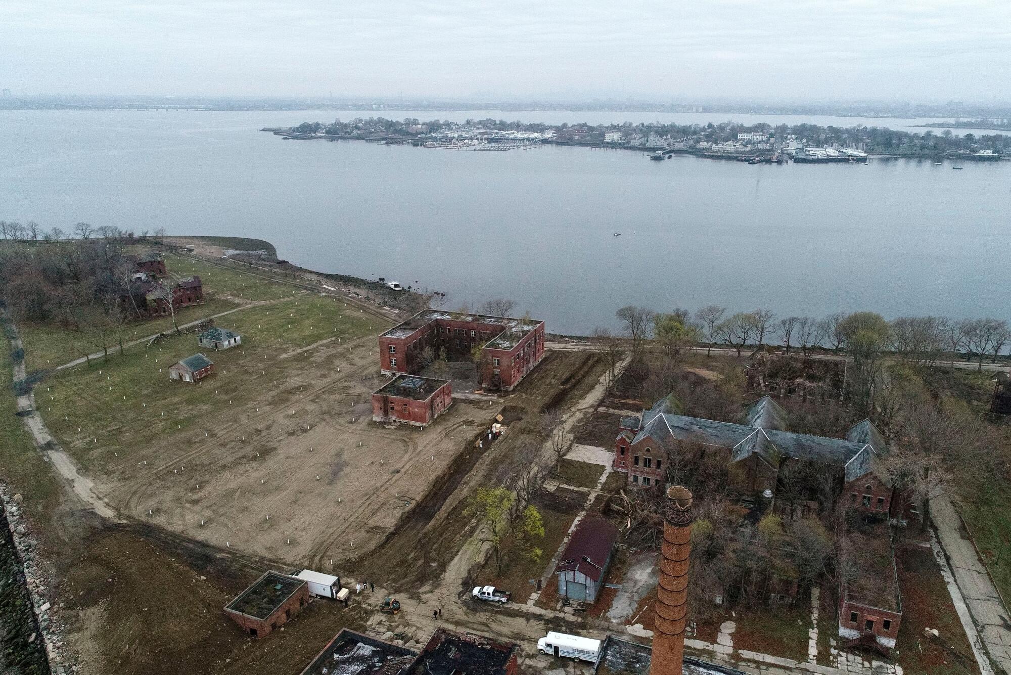 New York public burials on Hart Island