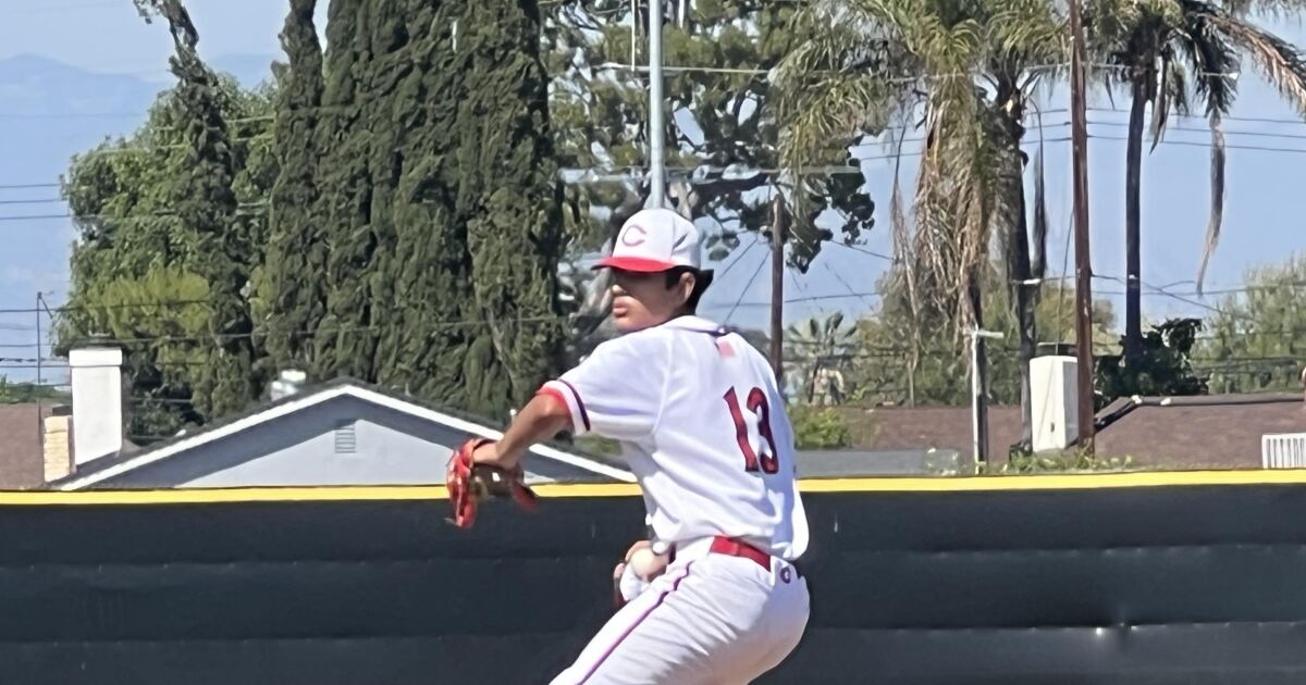 Fred Martinez pitches Cleveland to playoff win over South East