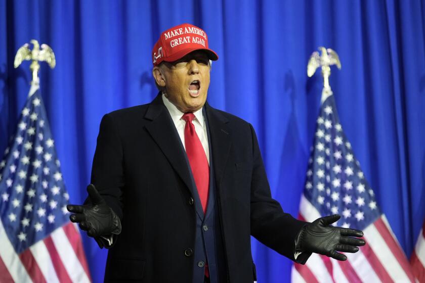 El expresidente estadounidense Donald Trump en un evento en Waterford Township, Michigan, el 17 de febrero de 2024. (Foto AP/Paul Sancya)