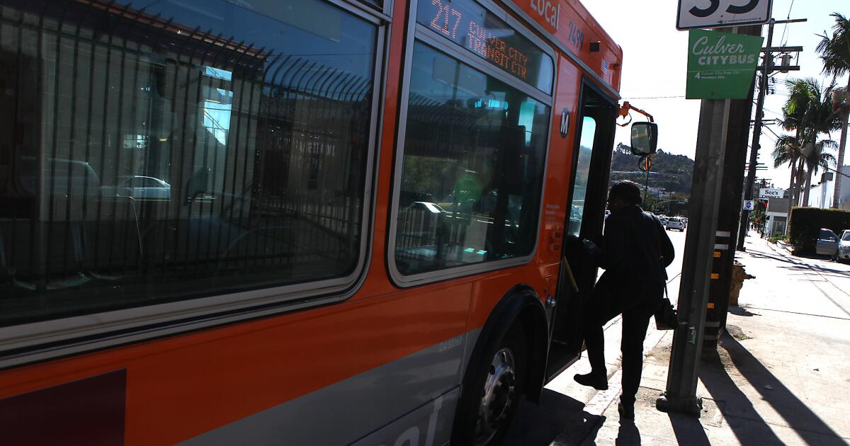 L.A. Metro to offer free bus and train rides on primary election day