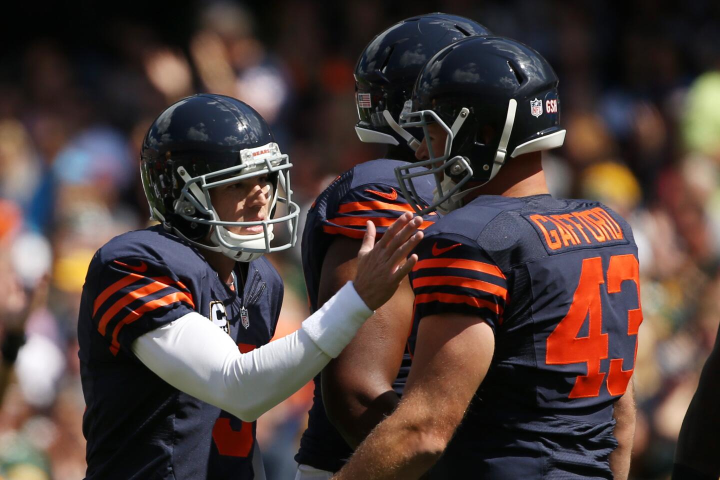 Robbie Gould celebrates after kicking a field goal against the Green Bay Packers.