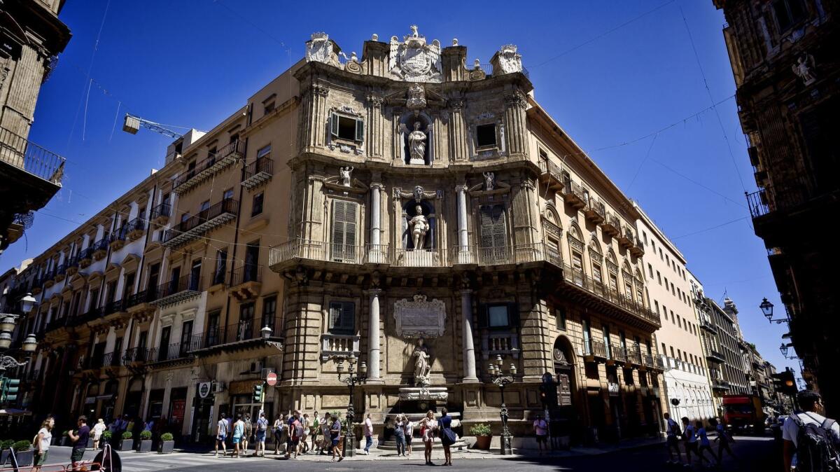 Quattro Canti ('Four corners') is a Baroque square. The square is octagonal, four sides being the streets; the remaining four sides are Baroque buildings, the near-identical facades of which contain fountains with statues.