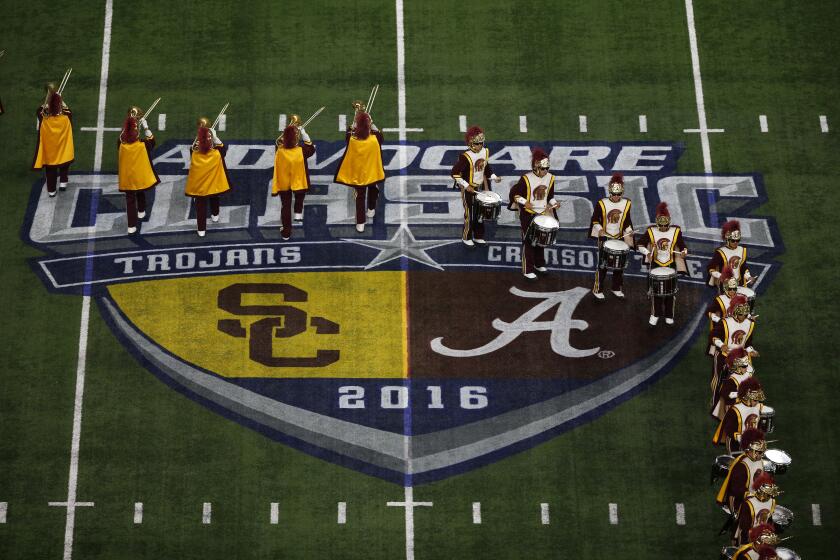 ARLINGTON, TX - SEPTEMBER 3: The USC Trojan Marching Band performs before the Trojans take on the Alabama Crimson Tide in the AdvoCare Classic at AT&T Stadium on September 3, 2016 in Arlington, Texas. (Photo by Ron Jenkins/Getty Images)