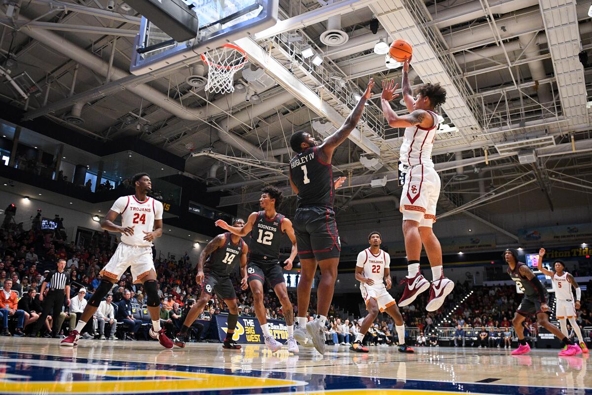 USC's DJ Rodman goes up for a shot against Oklahoma's John Hugley IV during the 2023 Rady Children's Invitational.