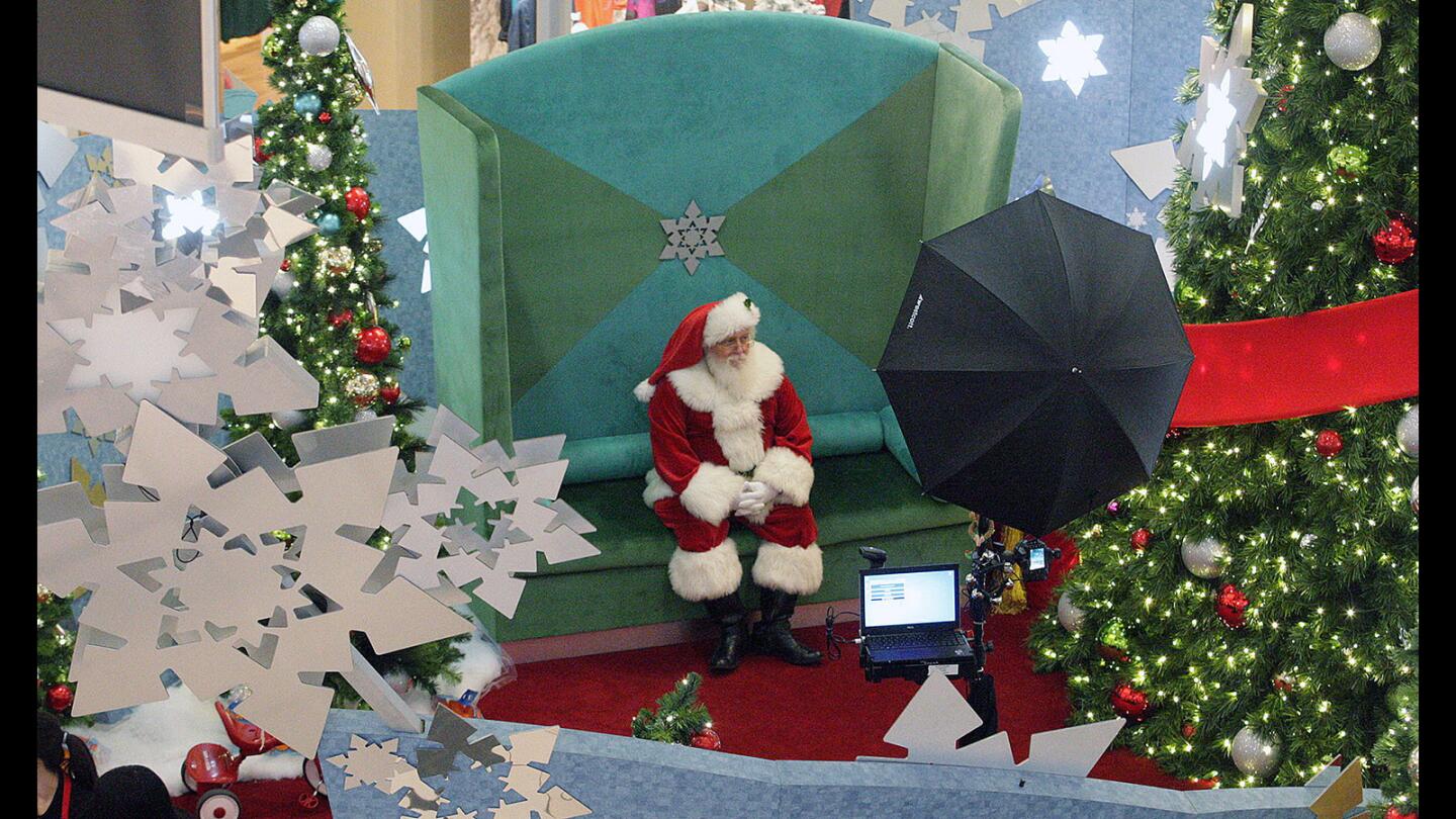 Photo Gallery: Santa takes reservations at Glendale Galleria
