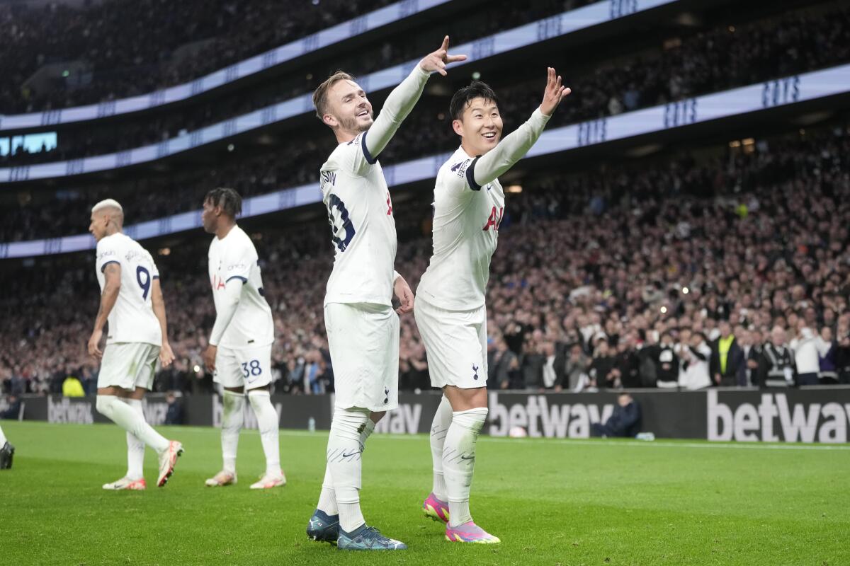 Crystal Palace 1-2 Tottenham: James Maddison shines as Spurs go five points  clear at top of Premier League, Football News