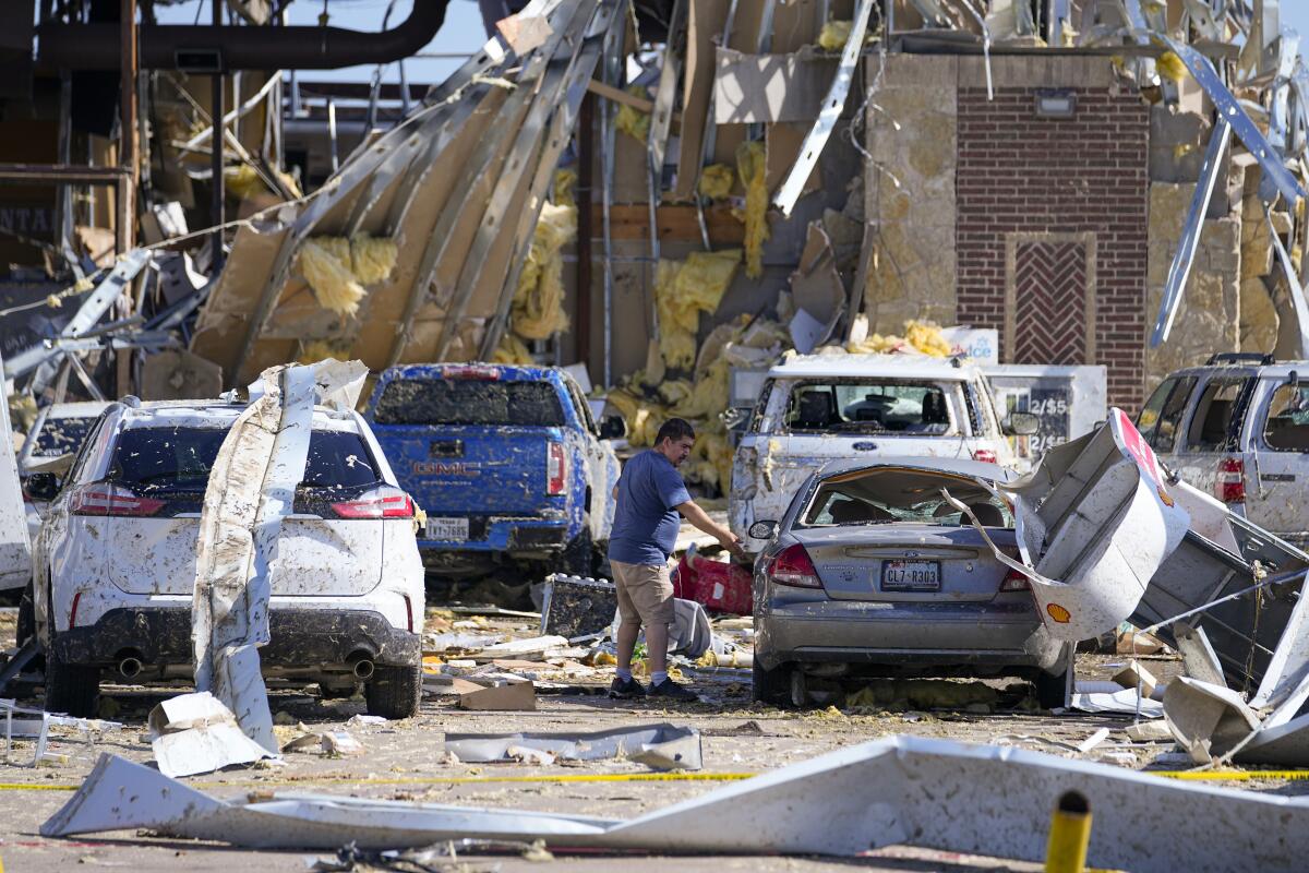 Al menos 18 muertos en EEUU por tormentas que causan destrozos en varios estados - San Diego Union-Tribune en Español