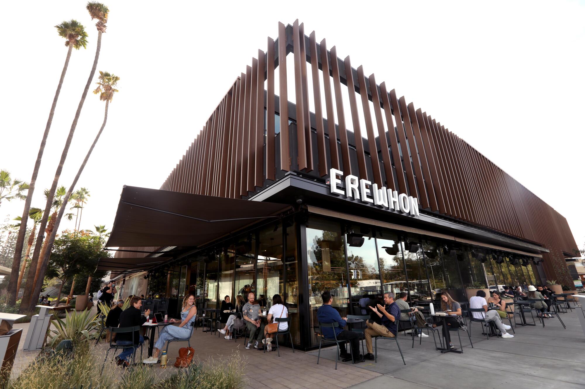 Erewhon health food grocery store in Studio City
