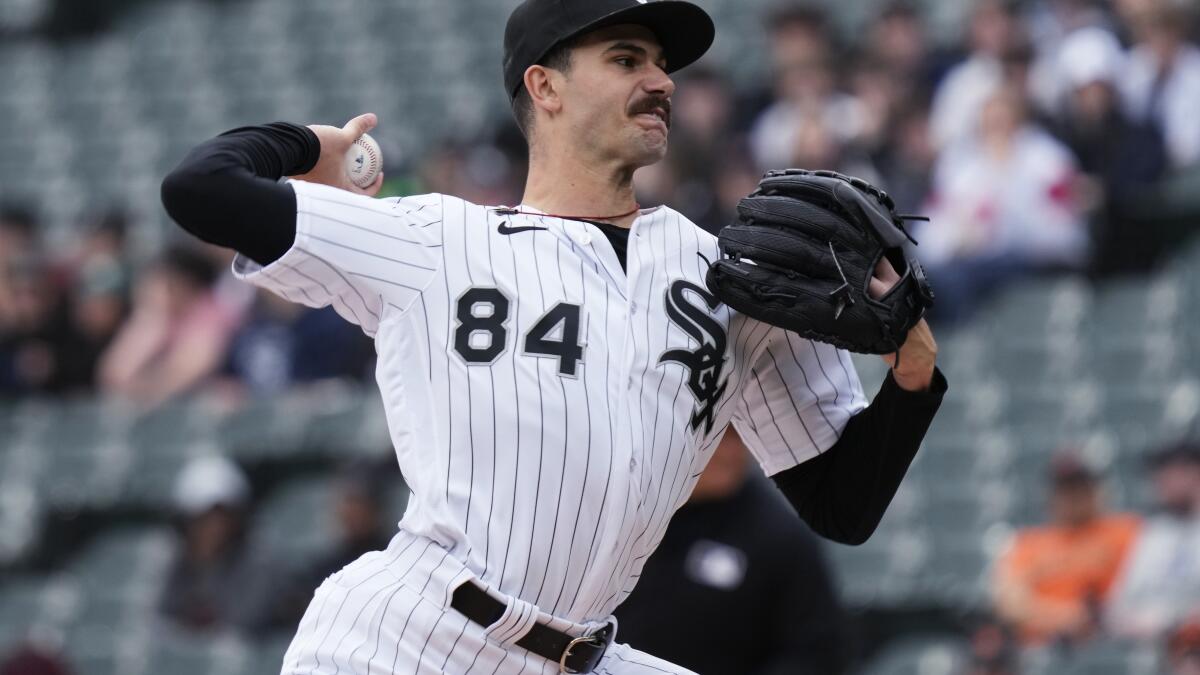 White Sox ace Dylan Cease tries to tame Giants' potent bats