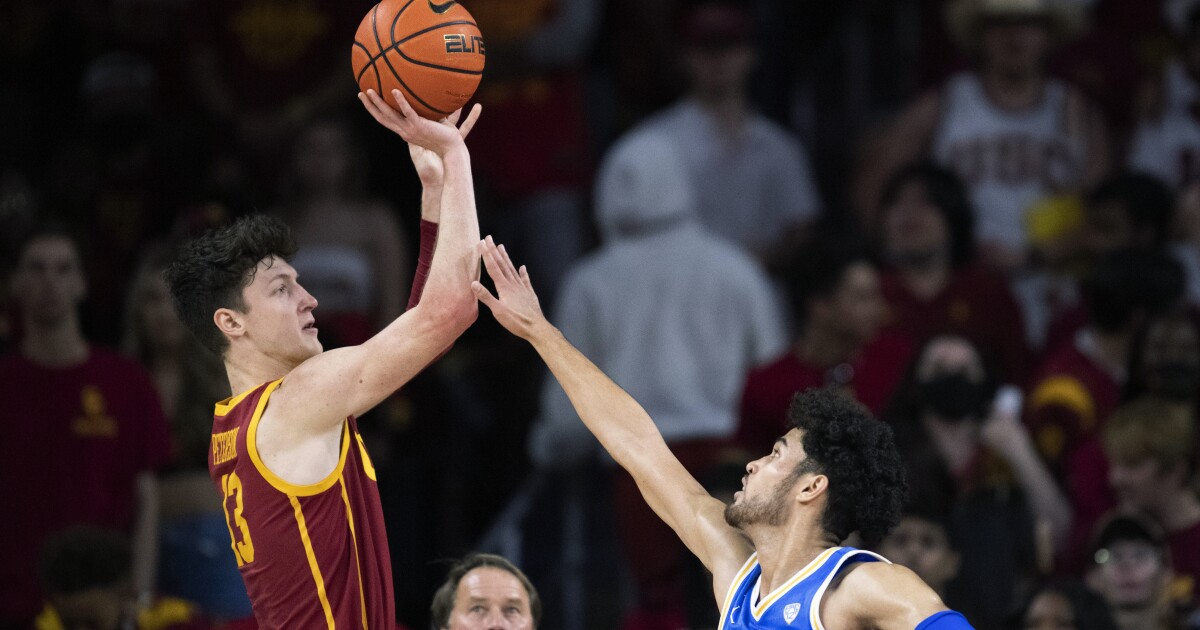 USC is giving Drew Peterson the green light, reminding him he’s a scorer at heart