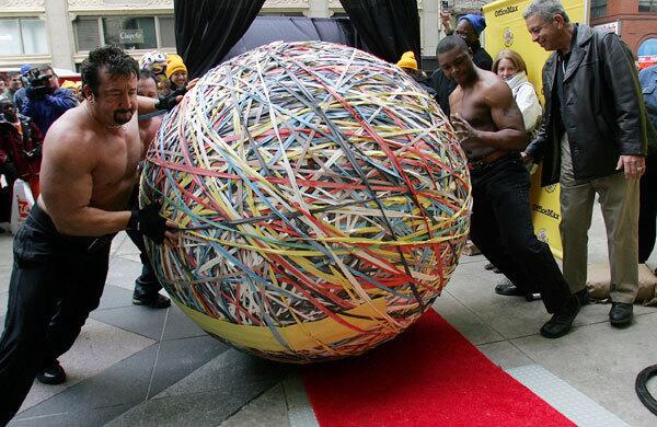 World's heaviest rubberband