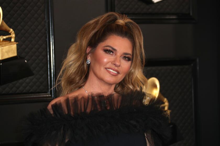 LOS ANGELES, CA - January 26, 2020: Shania Twain arriving at the 62nd GRAMMY Awards at STAPLES Center in Los Angeles, CA.(Allen J. Schaben / Los Angeles Times)