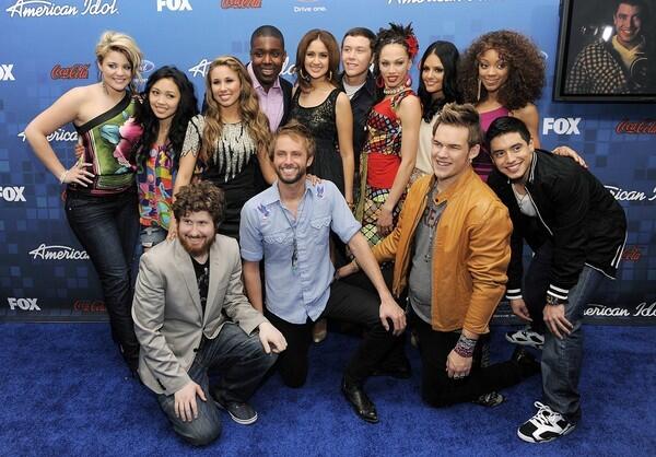 'American Idol' finalists party