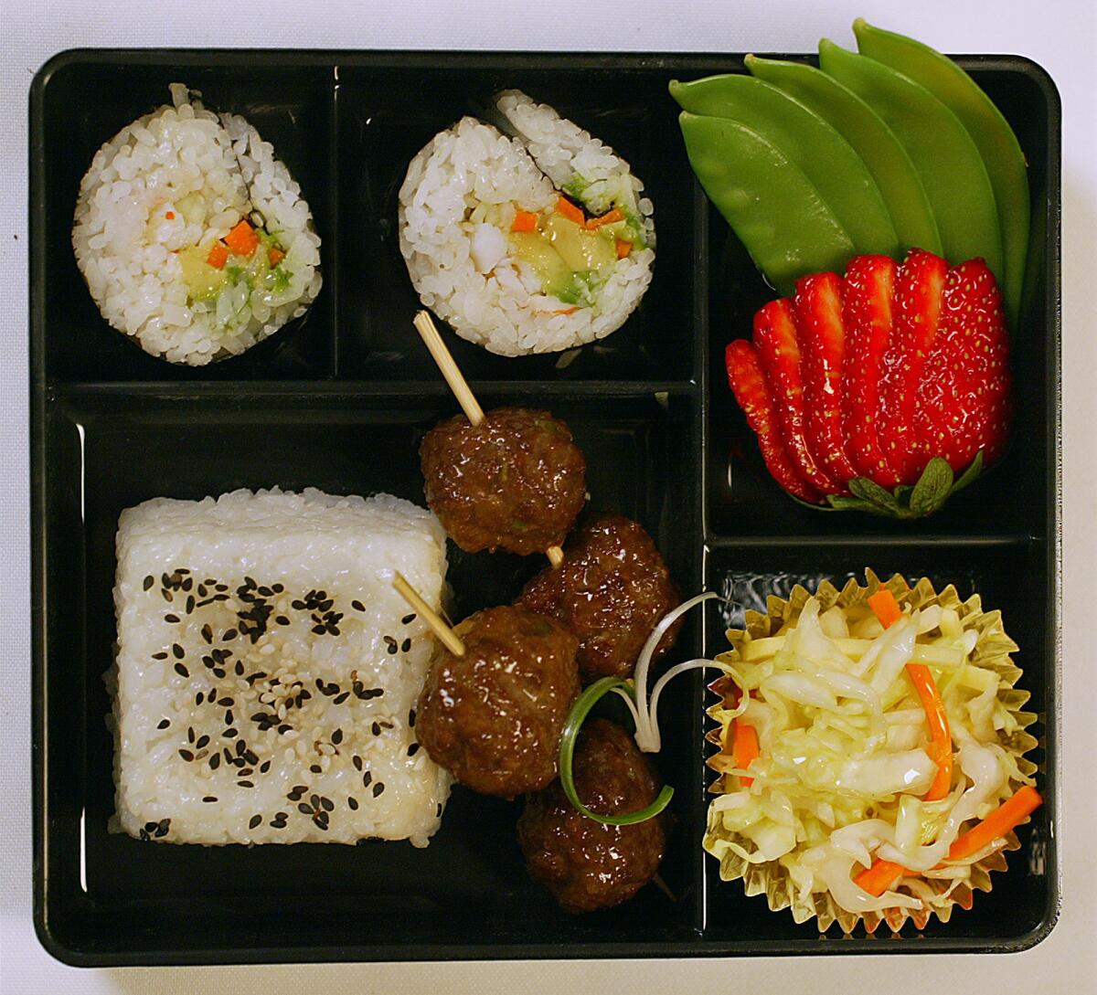 Recipe: Glazed meatball bento