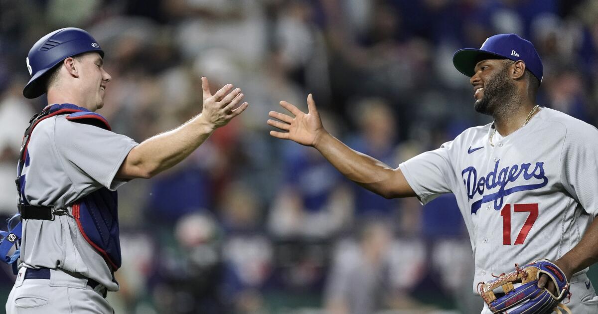 Chicago White Sox uniforms show spirit of 1976