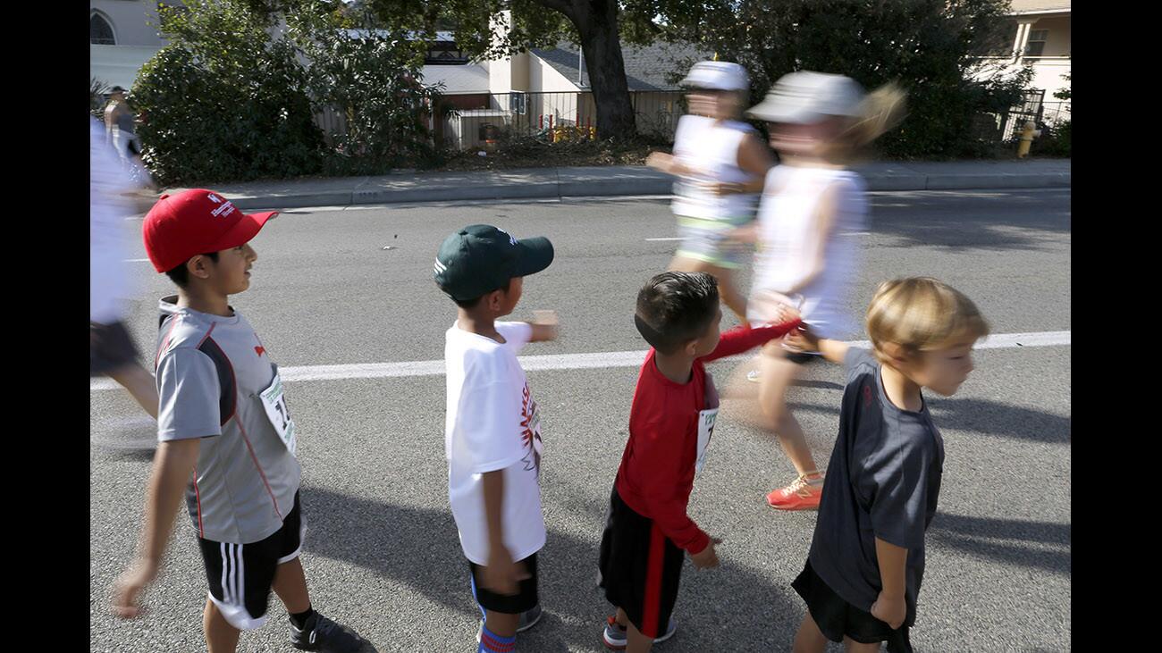 Photo Gallery: Annual Thanksgiving Day Run in La Cañada Flintridge