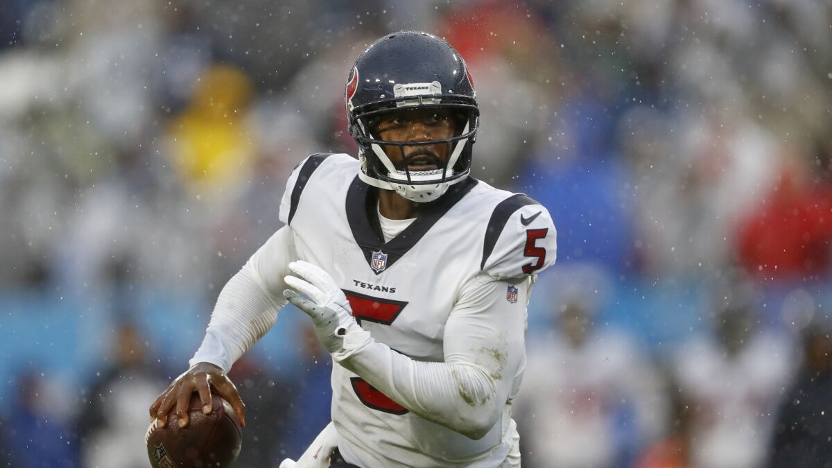 Houston Texans quarterback Tyrod Taylor plays against the Tennessee Titans.